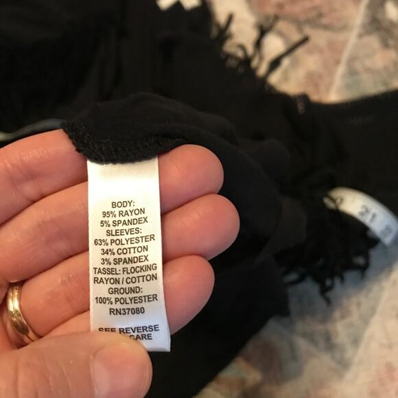 Cato top with fringe and mesh sleeves size large - Picture 5 of 6